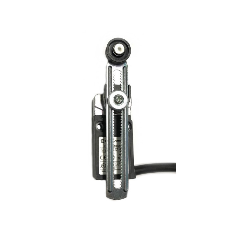 EP1G5100ZU  Finecorsa a  leva regolabile con rotella 18mm  in nylon 1NO  1NC con uscita cavo 90°  lc 1mtl