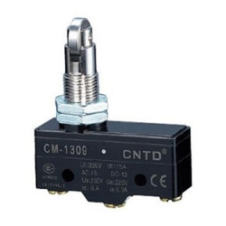 CM-1309   Micro interruttore switch serie CM  in plastica  pistoncino in acciaio inox con rotella in acciaio inox perpendicolare