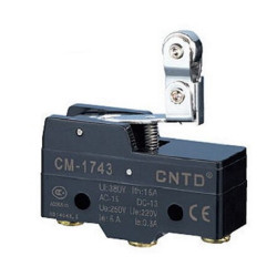 CM-1743   Micro interruttore switch serie CM  in plastica  leva in acciaio inox con rotella in acciaio inox  1NO NC  15A 250V  I