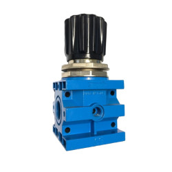 RGL 005   Regolatore aria  G 3/40 12 Bar serie metallo